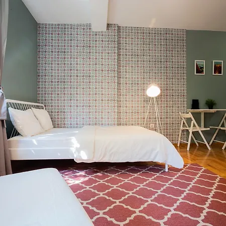 Appartement ! Promo! Evergreen - Free Public Parking-fast Wi-fi *